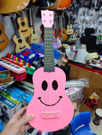 Pink Smiley Mini Ukulele (3 Colors)